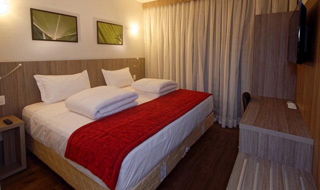 Apartamento do Ramada Hotel Aeroporto de Viracopos, hotel corporativo de categoria econômica premium.